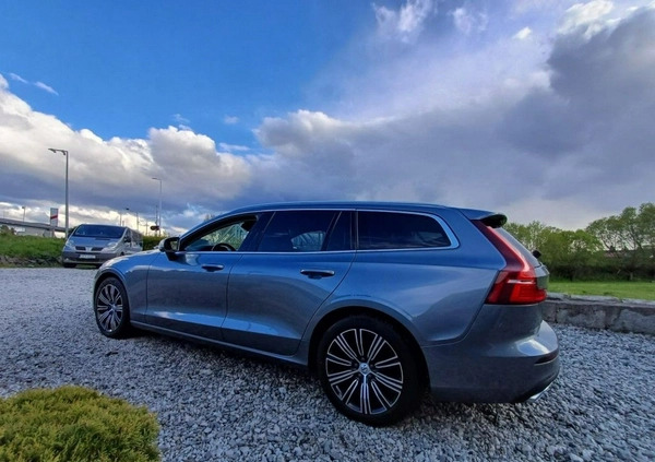 Volvo V60 cena 99900 przebieg: 159142, rok produkcji 2020 z Halinów małe 121